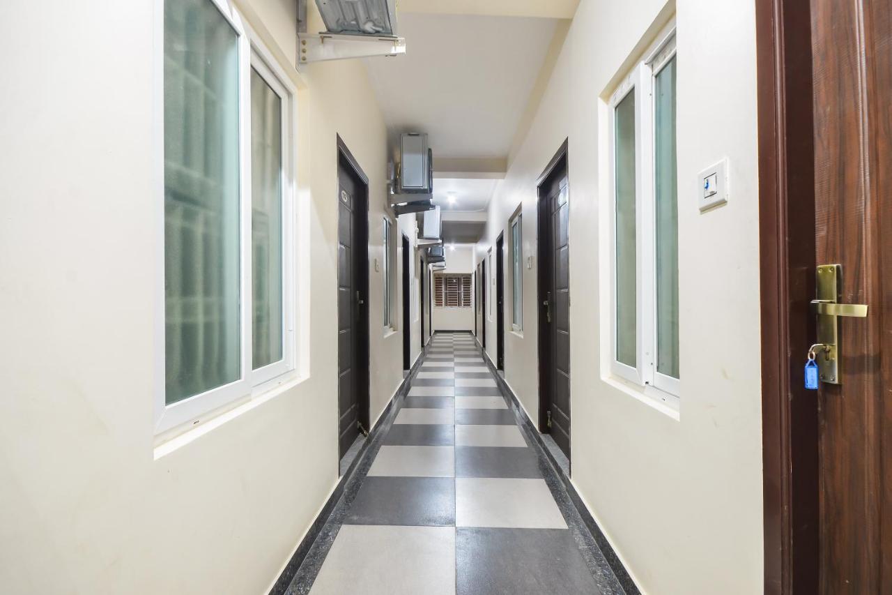 Oyo 70250 Royal Residency Ξενοδοχείο Nāmakkal Εξωτερικό φωτογραφία